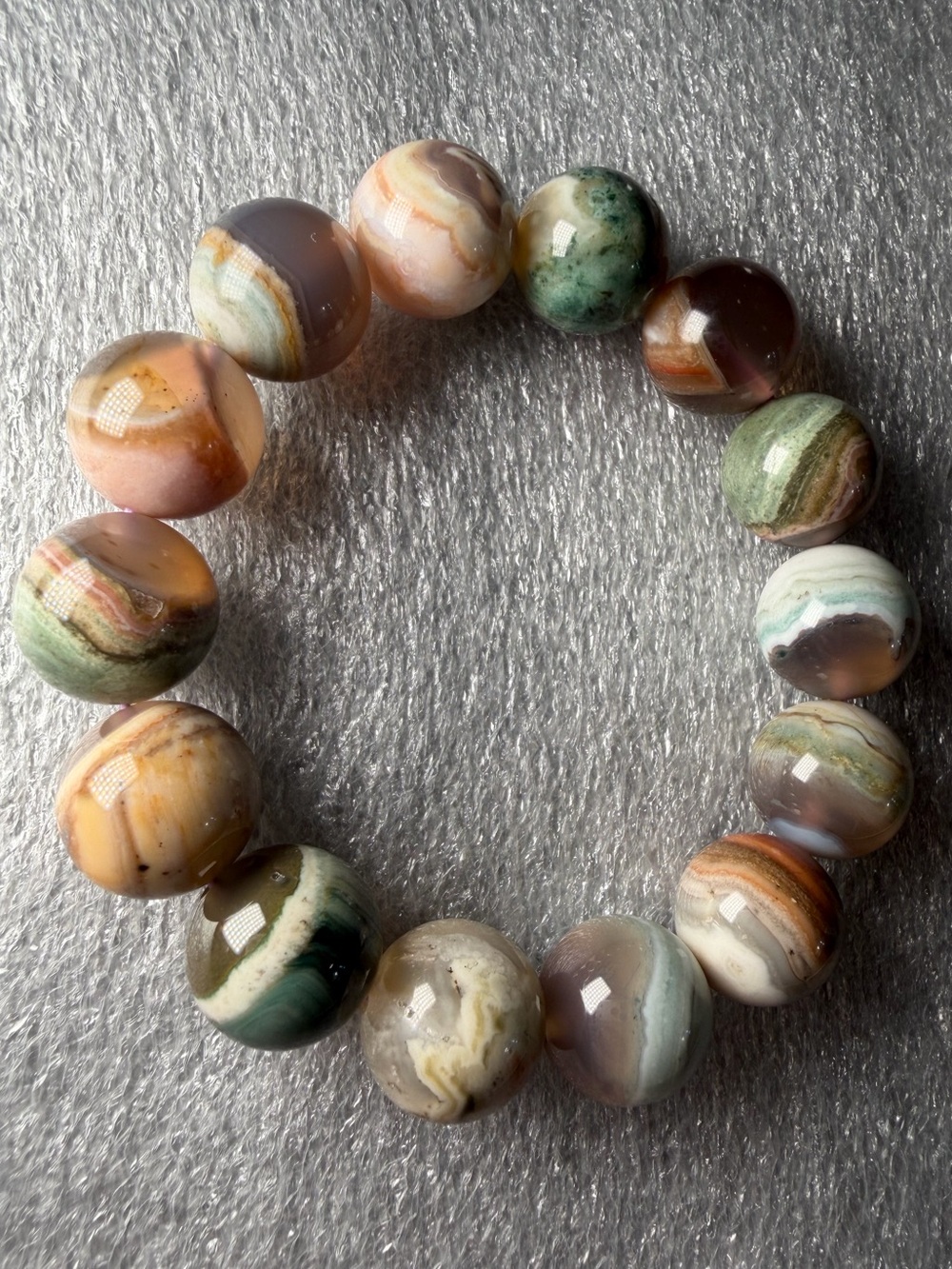 Gorgeous 15MM Half Bowl Brazilian Agate w/ Chalcedony Natural Crystal Bracelet